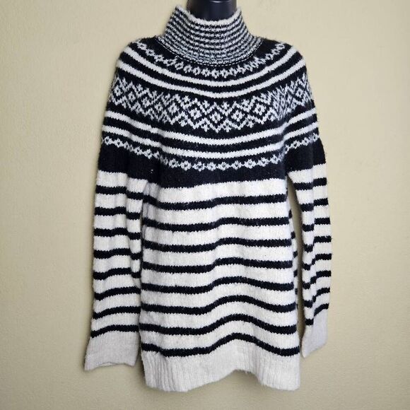 Romeo & Juliet Couture Fair Isle Sweater - Picture 1 of 7